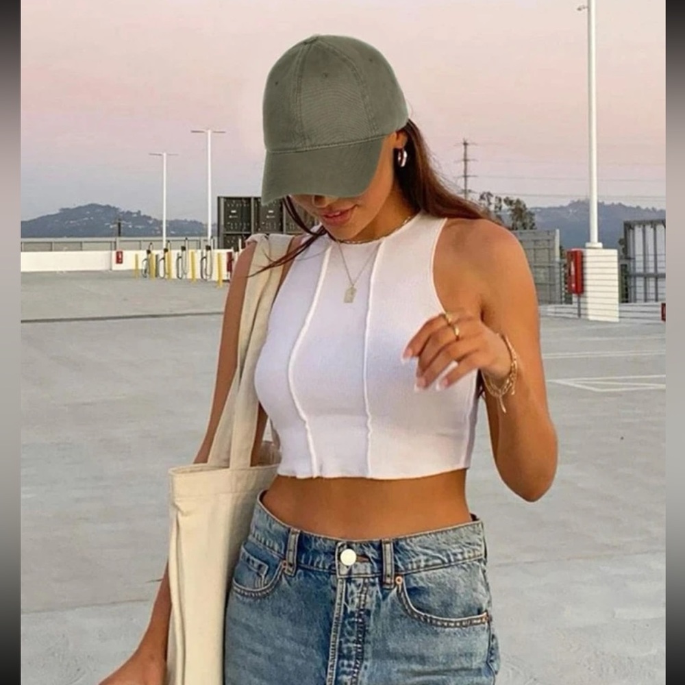 Solid Baseball Hat ๐งข - Picture 3 of 3